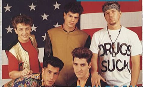 which member of nkotb is gay